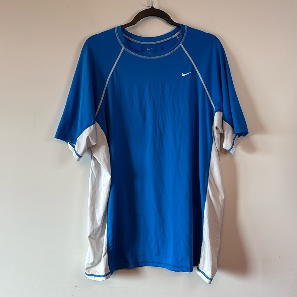 Nike athletic wear shirt size XXL